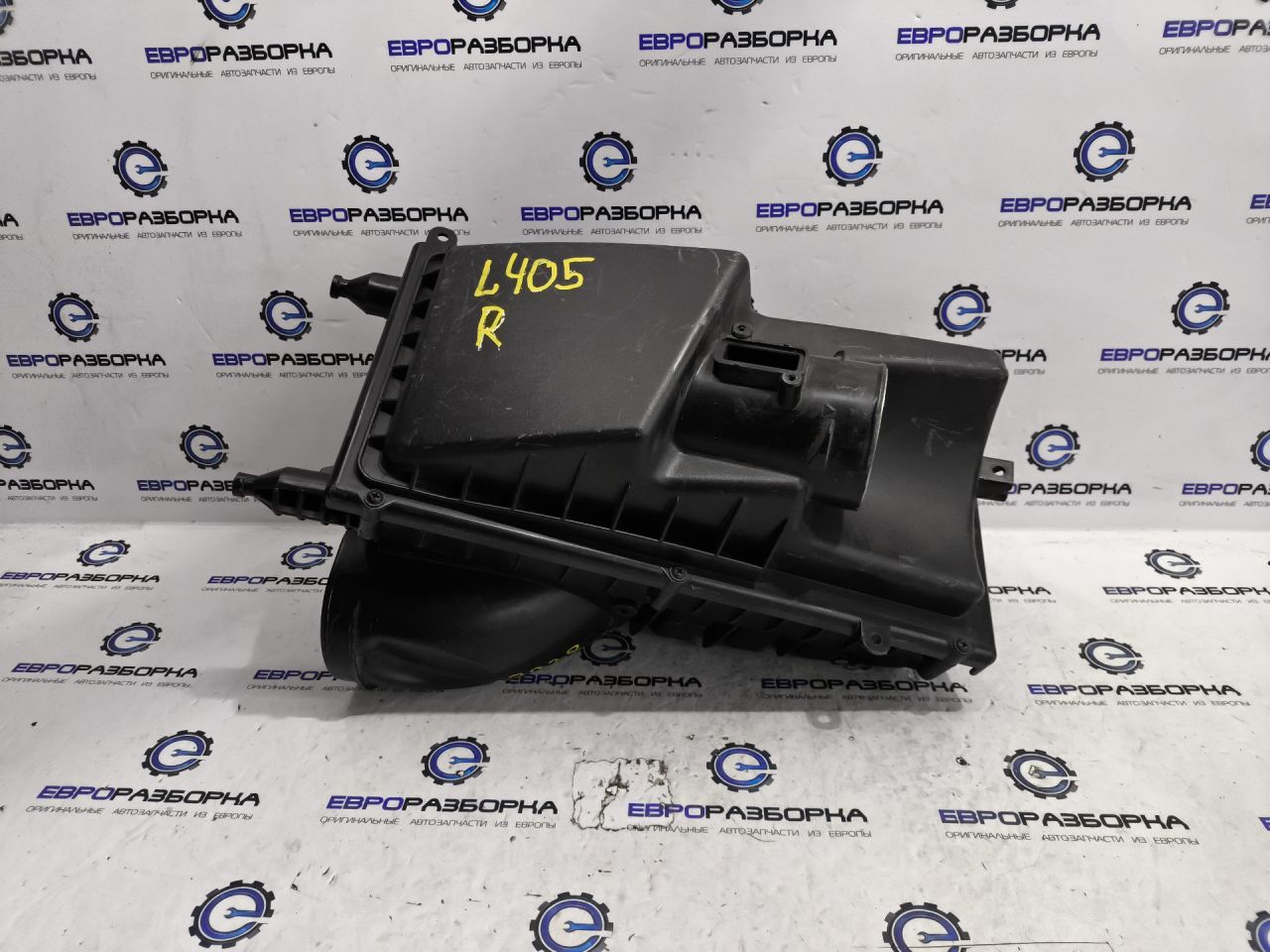 корпус воздушного фильтра Land Rover Range Rover 4 поколение L405 2015, 4.4 л., дизель, АКПП, полный привод, правый руль, CPLA9600CA - фото №1