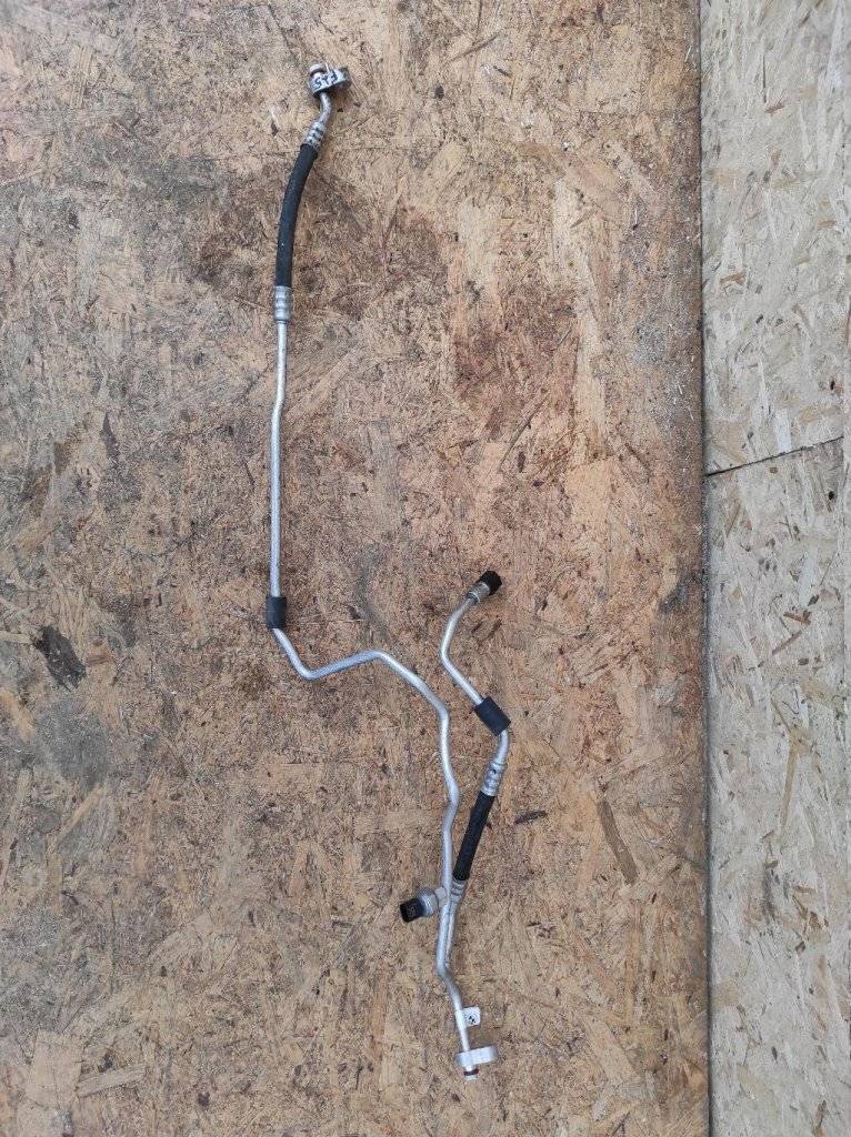 трубка кондиционера BMW X3 F25 2013, 2.0 л., дизель, АКПП, передний привод, 645, 9228234, 9228234 - фото №1