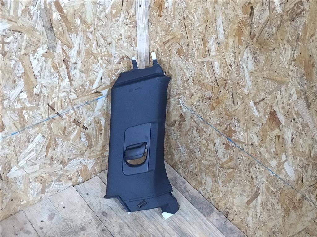 обшивка стойки Volvo XC90 2 поколение 2019, 2.0 л., бензин, АКПП, передний привод, 31463314, 31463314 - фото №1