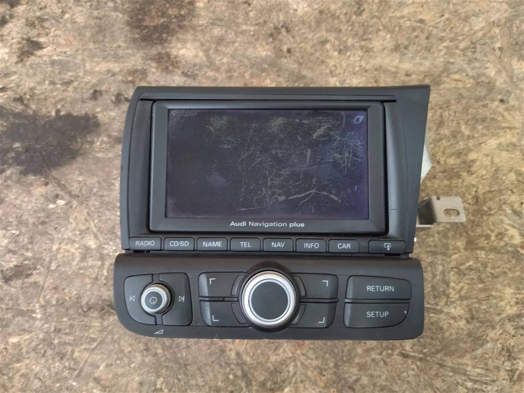 магнитола Audi R8 42 2008, 4.0 л., TFSI, бензин, АКПП, купе, передний привод, 8J0858005, 8J0858005, 8J0858005D - фото №1