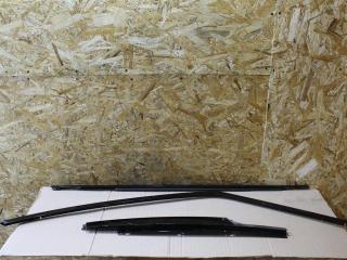 молдинг двери передней левой Land Rover Range Rover 4 поколение L405 2014, 4.4 л., дизель, АКПП, полный привод, правый руль, CK5221453AE, CK5221453AE, LR034034