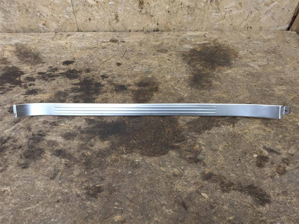 накладка на порог внутренняя Bentley Continental GT 2 поколение 2015, 4.0 л., TFSI, бензин, АКПП, передний привод, 3W0863611, 3W0863611, 3W0863611C - фото №1