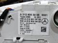 фонарь салона (плафон) Mercedes-Benz E-Класс W212/S212/C207/A207 [рестайлинг] W212 2013, АКПП, передний привод, A2129003206, A0009055200 - фото №6