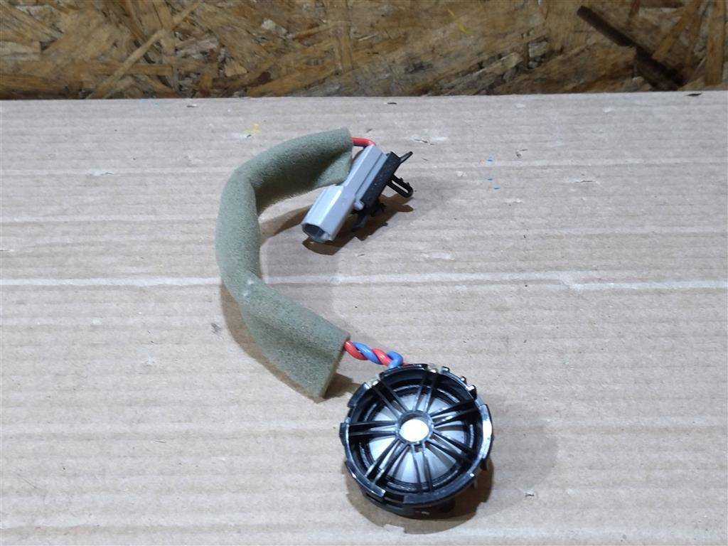 динамик Land Rover Discovery Sport 1 поколение L550 2017, 2.0 л., дизель, АКПП, передний привод, BJ3218808AC, C2Z22814, LR025875, BJ3218808AC - фото №1