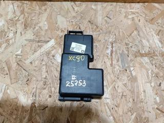 крышка блока предохранителей Volvo XC90 2 поколение 2019, 2.0 л., дизель, АКПП, передний привод, 31676133, 31676133