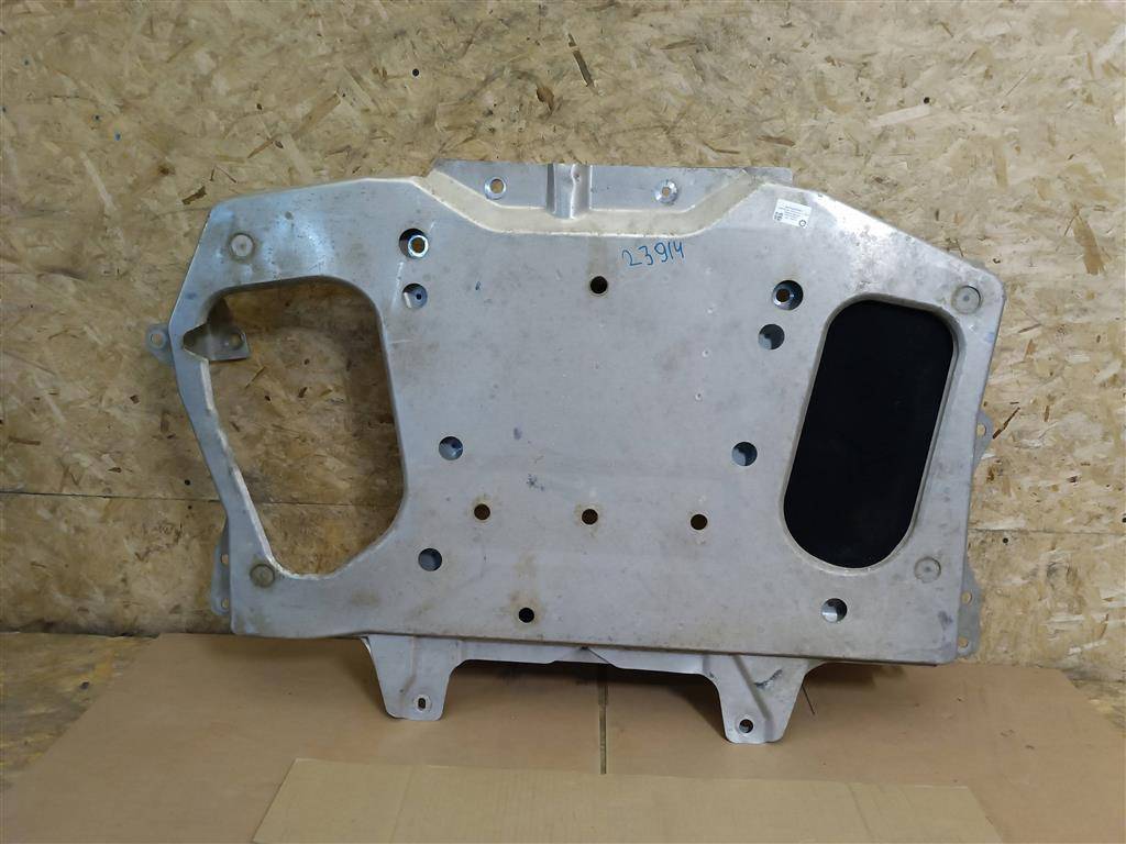 защита днища Land Rover Discovery 5 поколение L462 2019, 3.0 л., дизель, АКПП, передний привод, PLA7E063CC, LR089148, LR106820, LR112608, PLA7E063CC - фото №1