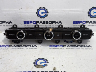 панель управления магнитолой Bentley Bentayga 1 поколение [рестайлинг] 4V1 2023, 4.0 л., TFSI, DCU, бензин, АКПП, темно-зеленый перламутр, внедорожник 5 дв., полный привод, правый руль, 36A925301