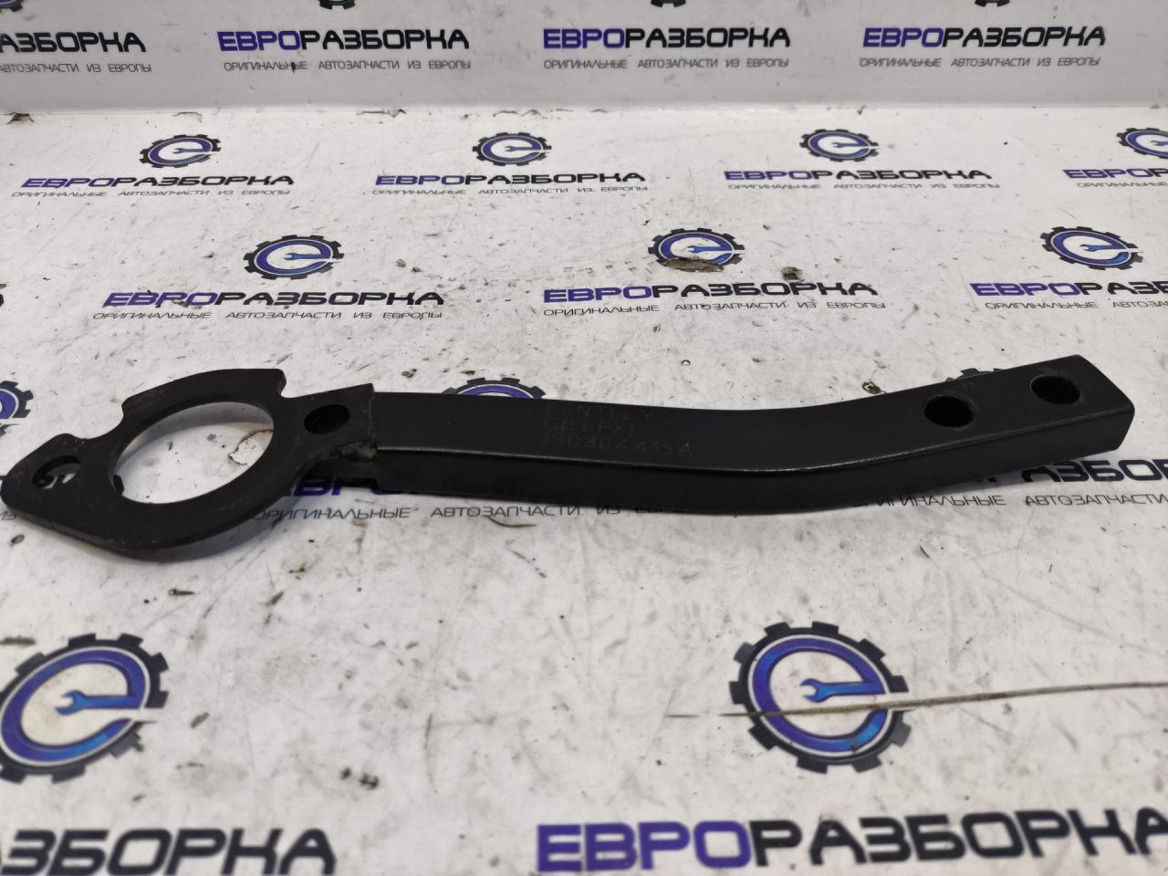 кронштейн (крепление) Bentley Continental GT 3 поколение 2023, 4.0 л., CVD, бензин, АКПП, красный, купе, полный привод, правый руль, 3SD804415A - фото №1