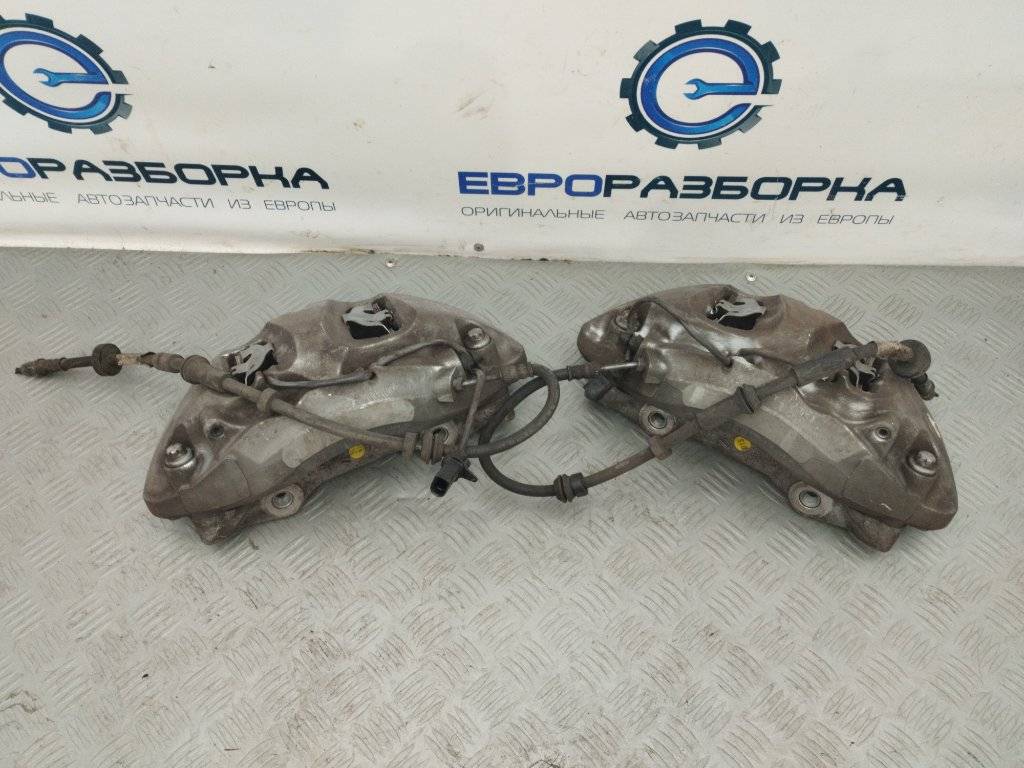 суппорт Audi Q7 4M 2018, 3.0 л., дизель, АКПП, полный привод, правый руль, 4M0615105BC, 4M0615106BC - фото №1