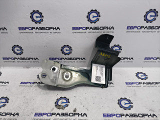 крепление ( кронштейн ) крыла Bentley Bentayga 1 поколение [рестайлинг] 4V1 2023, 4.0 л., TFSI, DCU, бензин, АКПП, темно-зеленый перламутр, внедорожник 5 дв., полный привод, правый руль, 36A821167C