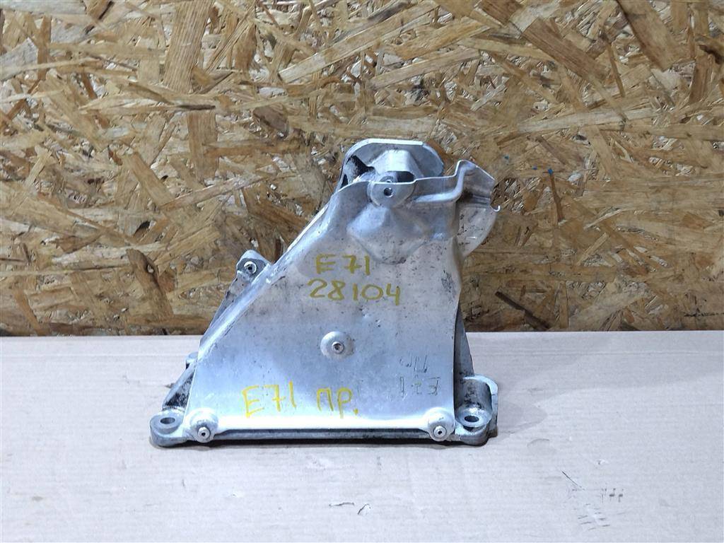 кронштейн двигателя BMW X6 E71/E72 E71 2011, 3.0 л., D, N57 D30 B, дизель, АКПП, передний привод, 22116790022, 6790022 - фото №1