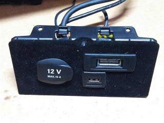 Разъем usb / sim Mercedes-Benz CLS-Класс C218/X218 W218 2013, 2.0 л., CDi, дизель, АКПП, передний привод, A2188210311, A2188210311, A2188210211, A2188210611