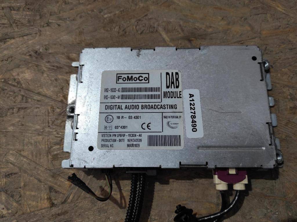 Модуль Jaguar XJ 4 поколение X351 2010, 3.0 л., дизель, АКПП, передний привод, 6H5219C032AG, 6H5219C032AG - фото №1