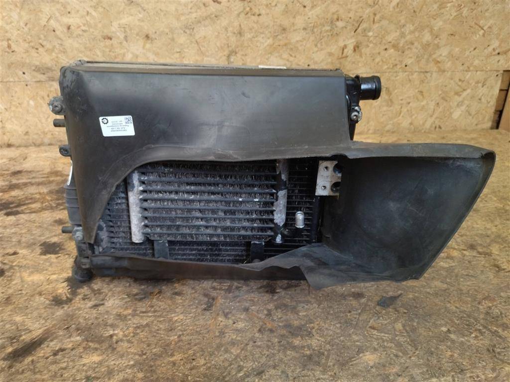 кассета радиаторов Audi R8 42 2008, 4.0 л., TFSI, бензин, АКПП, купе, передний привод, 420121252, 420121252, 420121252AL - фото №1