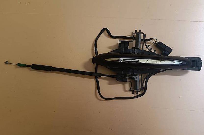 ручка наружная Jaguar XJ 4 поколение X351 2010, 3.0 л., дизель, АКПП, передний привод, C2D26987LML, AW9322400BC8LML - фото №1