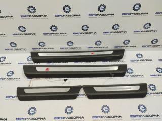 накладка на порог Audi Q7 4M 2018, 3.0 л., TDi, CZZ, дизель, АКПП, серый, внедорожник 5 дв., полный привод, правый руль, 4M0947405C