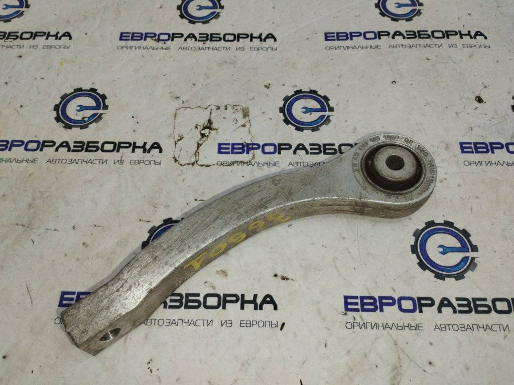 рычаг задний правый Audi Q7 4M 2018, 3.0 л., дизель, АКПП, полный привод, правый руль, 4M0505465D - фото №1