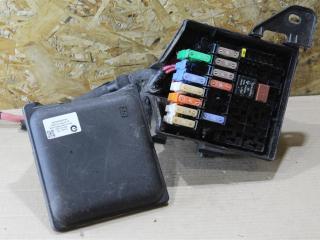 блок предохранителей Renault Laguna 3 поколение 2008, АКПП, передний привод, 240119328R, 240119328R