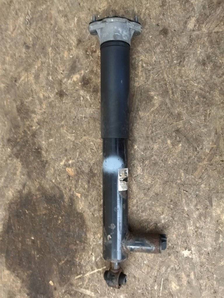 амортизатор задний Mercedes-Benz CLS AMG C218 2013, 5.5 л., 5.5 бензин, бензин, АКПП, купе, передний привод, правый руль, A2183201930, A2183201930 - фото №1