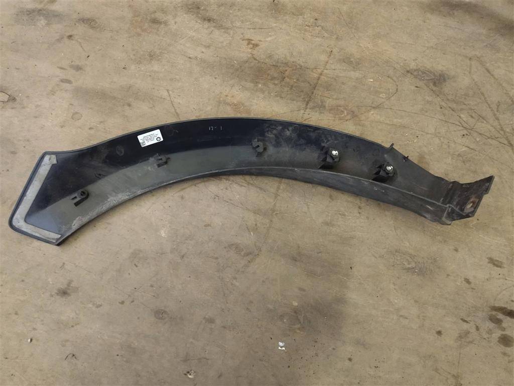 накладка колесной арки Land Rover Range Rover Sport 2 поколение L494 2017, 3.0 л., дизель, АКПП, передний привод, DK6228371A, DK6228371AC, DK6228371AD, LR044143, LR136801, LR044143 - фото №1