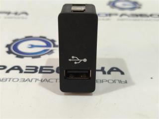 разъем AUX / USB BMW X1 F48 [рестайлинг] F48 2021, 2.0 л., бензин, АКПП, передний привод, 84106820397, 6820397