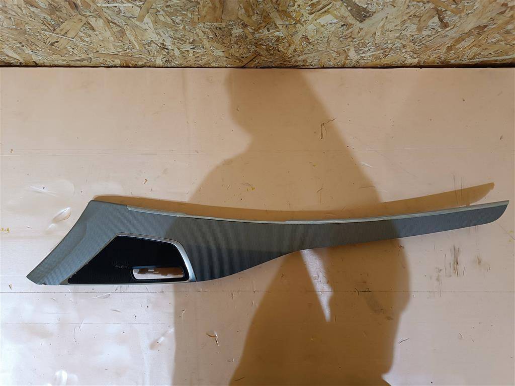 накладка двери (крышки) багажника Volvo XC90 2 поколение 2019, 2.0 л., дизель, АКПП, передний привод, 31366438, 31366438 - фото №1