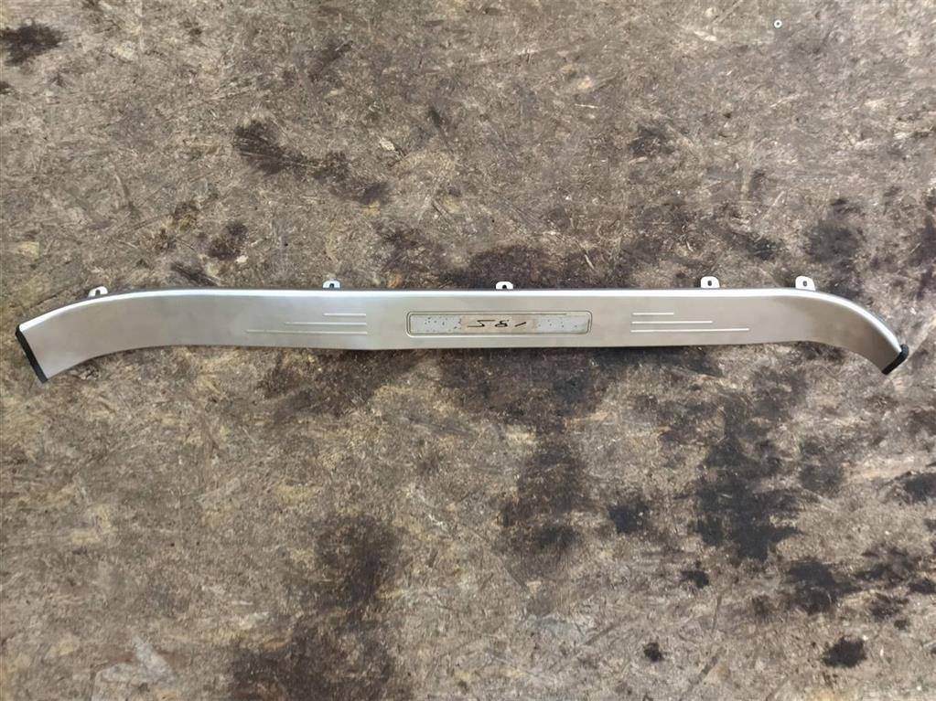 накладка на порог внутренняя Bentley Continental GT 2 поколение 2015, 4.0 л., TFSI, бензин, АКПП, передний привод, 3W8853537, 3W8853537 - фото №1