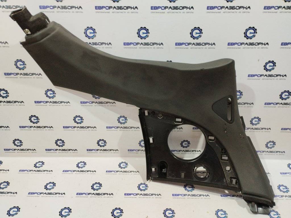 обшивка багажника Audi R8 42 2008, 4.0 л., TFSI, бензин, АКПП, купе, передний привод, 420867036, 42086703638M - фото №1