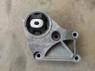 кронштейн редуктора Bentley Continental GT 1 поколение 2007, 6.0 л., бензин, АКПП, передний привод, 3D0599125E, 3D0599285B, 3D0599125E