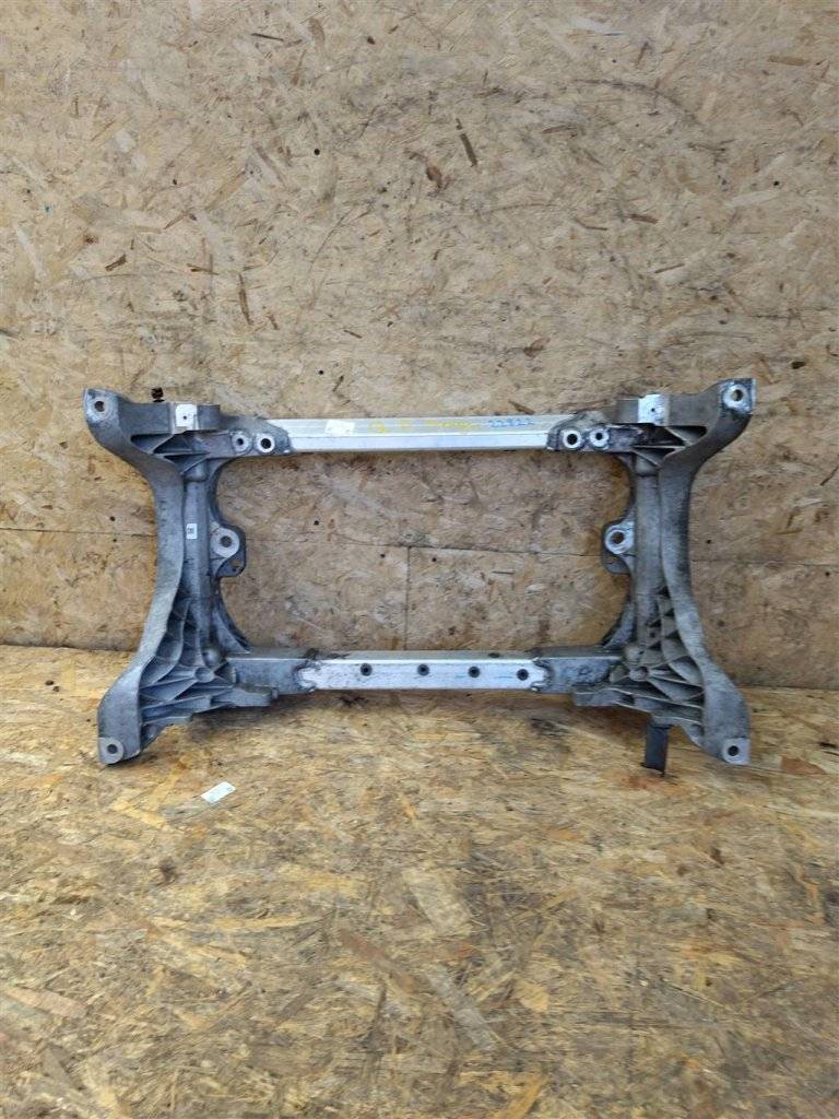 балка подвески передняя (подрамник) Maserati Quattroporte 6 поколение 2014, 3.0 л., дизель, АКПП, передний привод, 670001454, 670001454 - фото №1