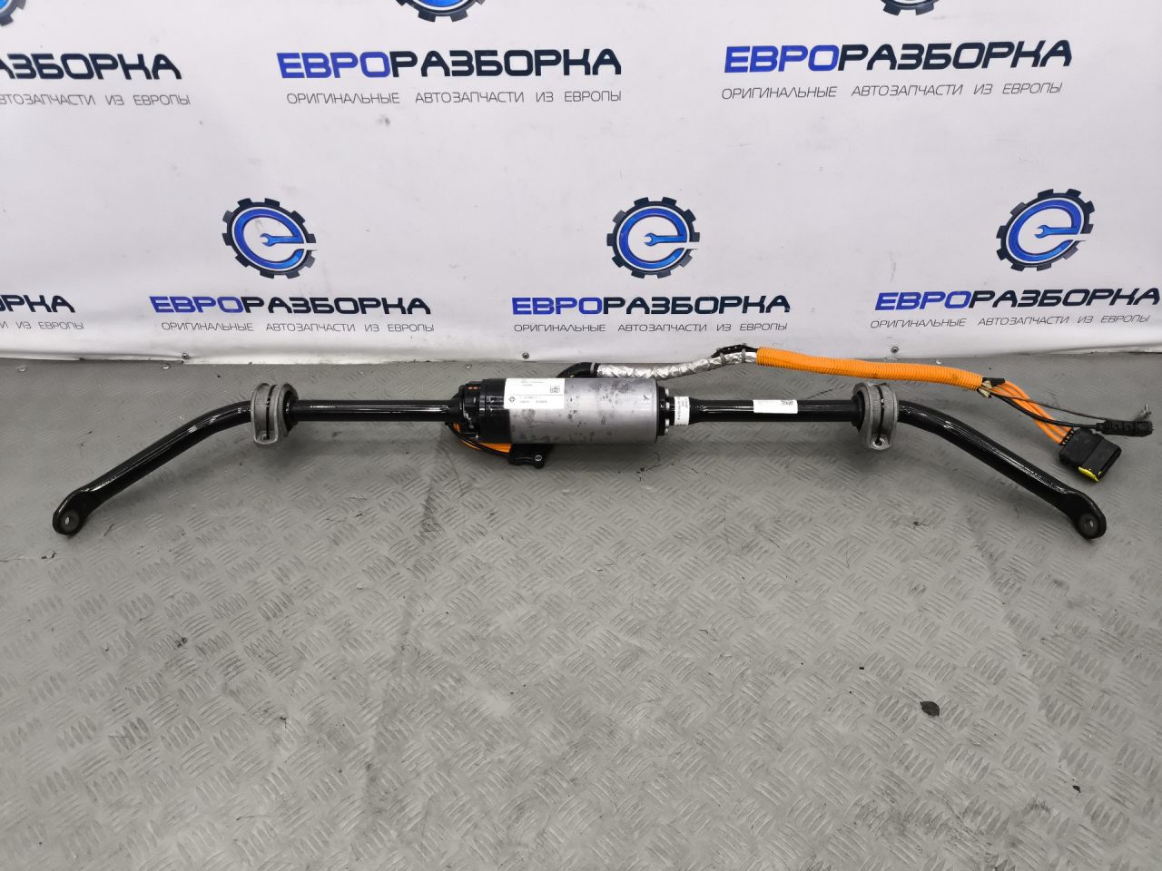 стабилизатор подвески задний Bentley Continental GT 3 поколение 2023, 4.0 л., CVD, бензин, АКПП, красный, купе, полный привод, правый руль, 971511023G - фото №1