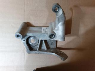 кронштейн двигателя Volvo XC90 2 поколение 2019, 2.0 л., бензин, АКПП, передний привод, 31430470, 31430470