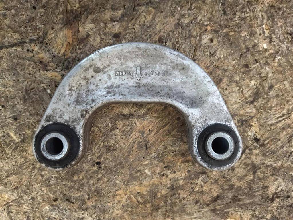 стойка стабилизатора Bentley Continental GT 2 поколение 2015, 4.0 л., TFSI, бензин, АКПП, передний привод, 3W0411317, 3W0411317B, 3W0411317C, 3W0411317, 3W0411317E - фото №1