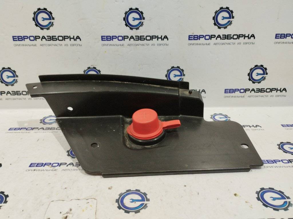 крышка аккумулятора BMW 1 серия F40 2021, 2.0 л., бензин, АКПП, хетчбэк 5 дв., правый руль, 51717290719, 7290719 - фото №1