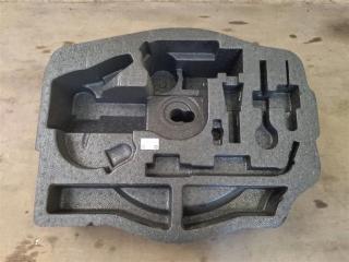 ящик под инструменты Maserati Levante 1 поколение M161 2020, 3.0 л., дизель, АКПП, передний привод, 670100603, 670100603