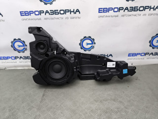 динамик Bentley Bentayga 1 поколение [рестайлинг] 4V1 2023, 4.0 л., TFSI, DCU, бензин, АКПП, темно-зеленый перламутр, внедорожник 5 дв., полный привод, правый руль, 36A035300B