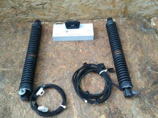 активатор замка багажника BMW 7 серия F01/F02 [рестайлинг] F01 2013, 3.0 л., бензин, АКПП, полный привод, правый руль, 61357327886, 61357327886, 61357317512, 61357304629, 61357284597