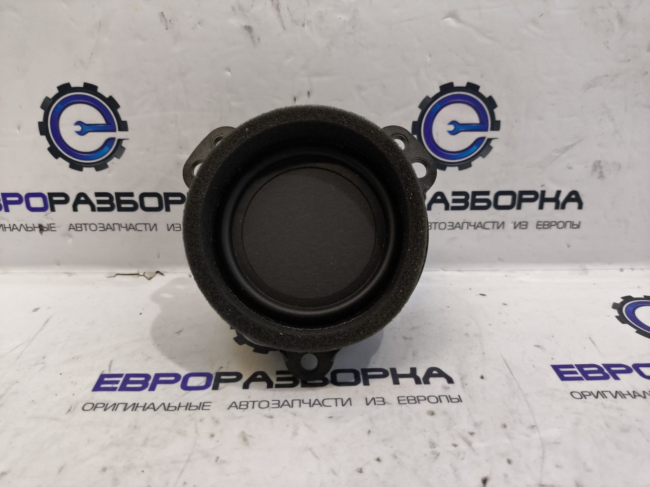 динамик Bentley Continental GT 3 поколение 2023, 4.0 л., CVD, бензин, АКПП, красный, купе, полный привод, правый руль, 36A035361A - фото №1