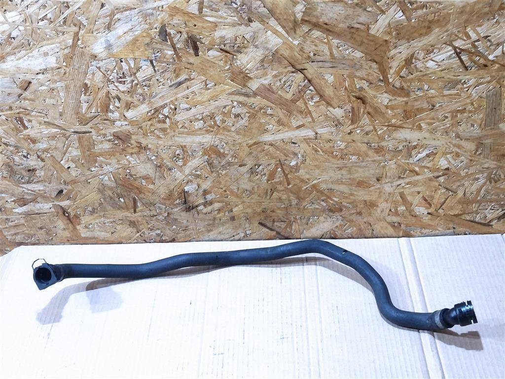 патрубок радиатора BMW X6 E71/E72 E71 2011, 3.0 л., D, N57 D30 B, дизель, АКПП, передний привод, 17127808080, 17127808081 - фото №1