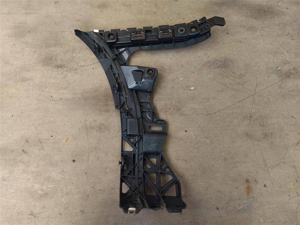 кронштейн (крепление) Mercedes-Benz GLC-Класс X253/C253 2016, 2.0 л., CDi, дизель, АКПП, передний привод, A2538850221, A2538850221 - фото №1