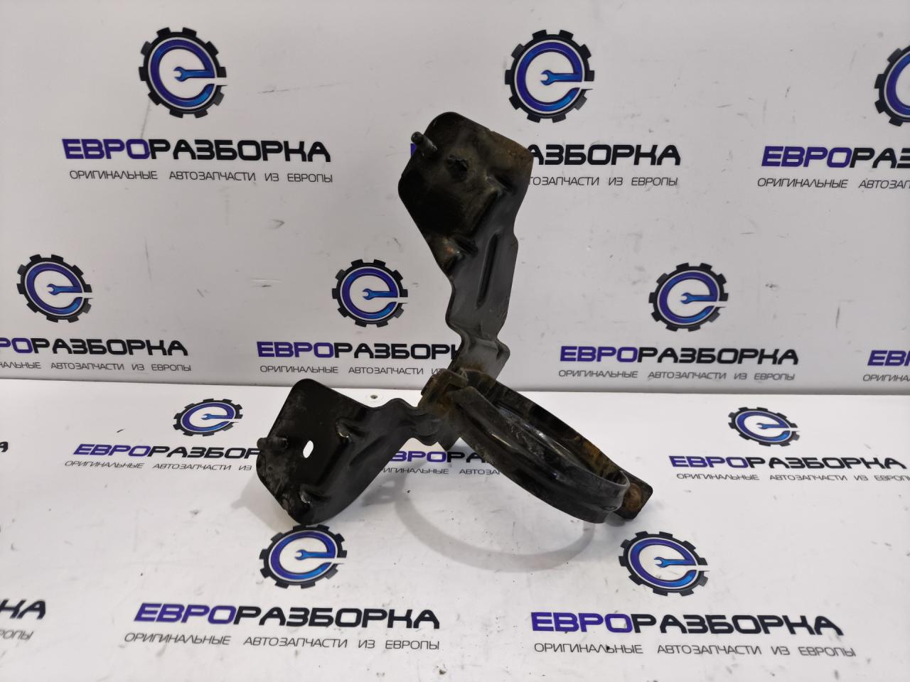 кронштейн (крепление) Mercedes-Benz GLE V167 2022, A1675015904, A1675011001 - фото №1