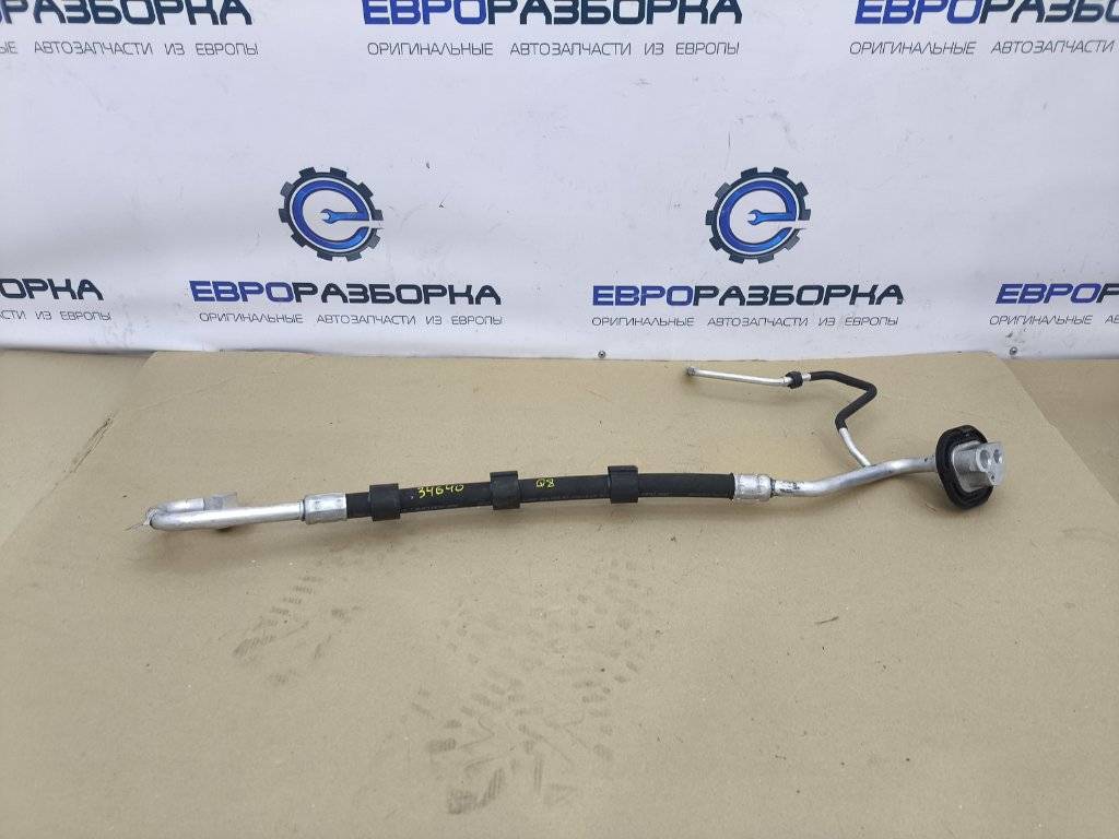 трубка кондиционера Audi Q8 4M 4M8 2021, 3.0 л., TFSI, DCBD, бензин, АКПП, черный металлик, внедорожник 5 дв., полный привод, правый руль, 4M2816740, 4M2816740 - фото №1