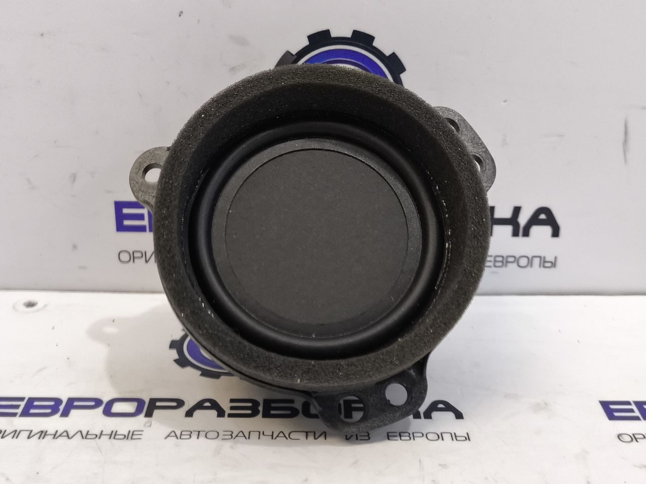 динамик Bentley Continental GT 3 поколение 2023, 4.0 л., CVD, бензин, АКПП, красный, купе, полный привод, правый руль, 36A035361A - фото №1