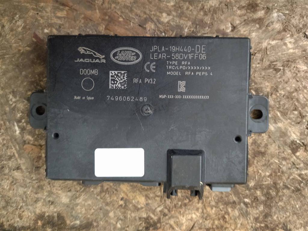 Блок управления бесключевым доступом Land Rover Discovery 5 поколение L462 2019, 3.0 л., дизель, АКПП, передний привод, JPLA19H440DE, JPLA19H440DE, LR099141, T4K6115 - фото №1