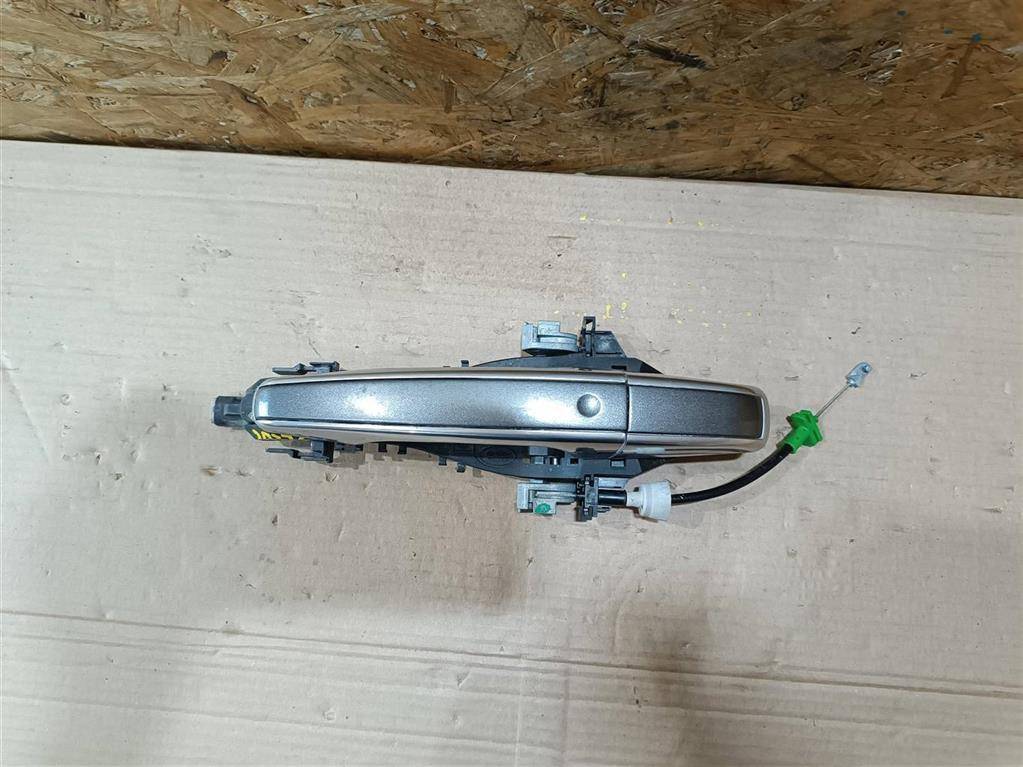 ручка наружная задняя правая Land Rover Range Rover 4 поколение L405 2014, 4.4 л., дизель, АКПП, полный привод, правый руль, CK5222400AB0GAA, CK5224994AF, CK5224994AF - фото №1