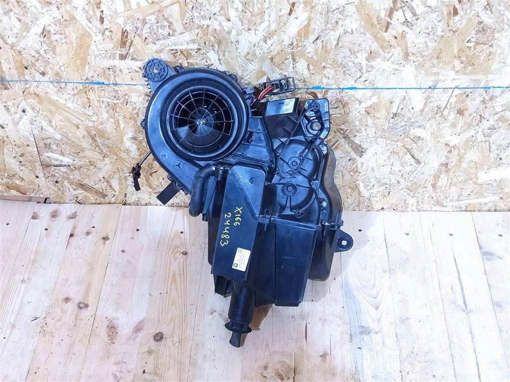 Отопитель Mercedes-Benz GLS-Класс X166 2019, 3.0 л., CDi, дизель, АКПП, передний привод, A1668301660, A1668301660 - фото №1