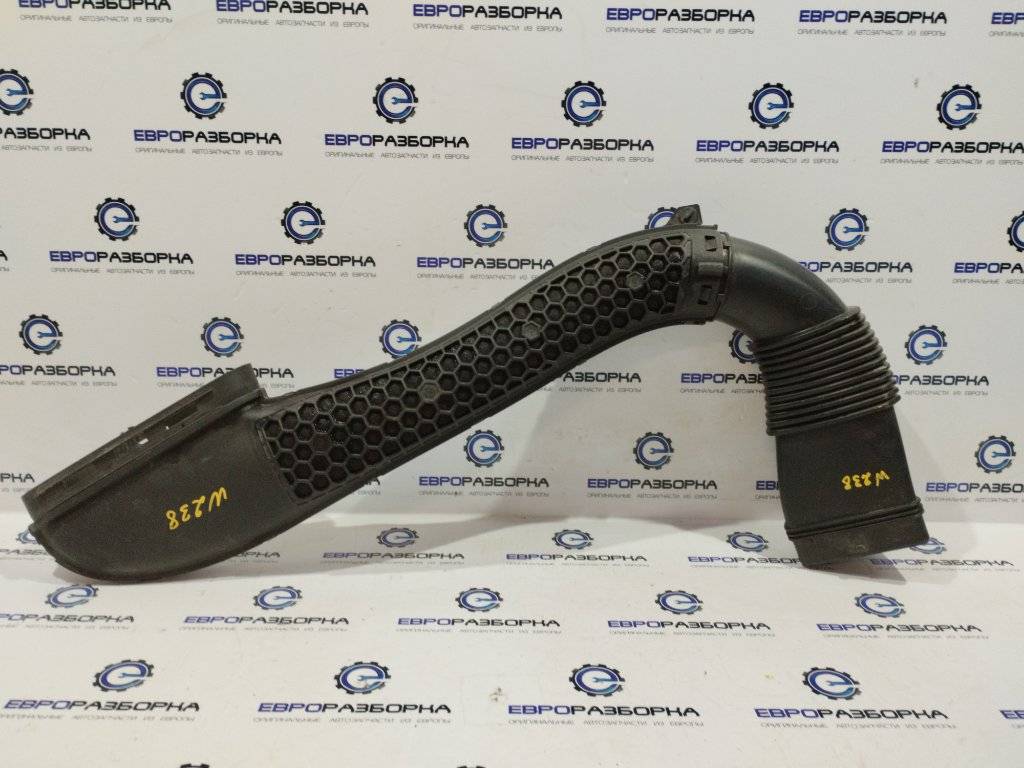 воздухозаборник Mercedes-Benz E-Класс W213/S213/C238/A238 C238 2018, 2.0 л., бензин, АКПП, передний привод, A2740901000 - фото №1