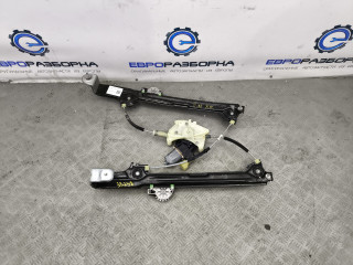 стеклоподъемник задний правый Maserati Levante 1 поколение M161 2019, 3.0 л., бензин, АКПП, 670104205