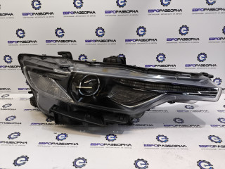 фара правая Maserati Levante 1 поколение M161 2019, 3.0 л., бензин, АКПП, 670037330