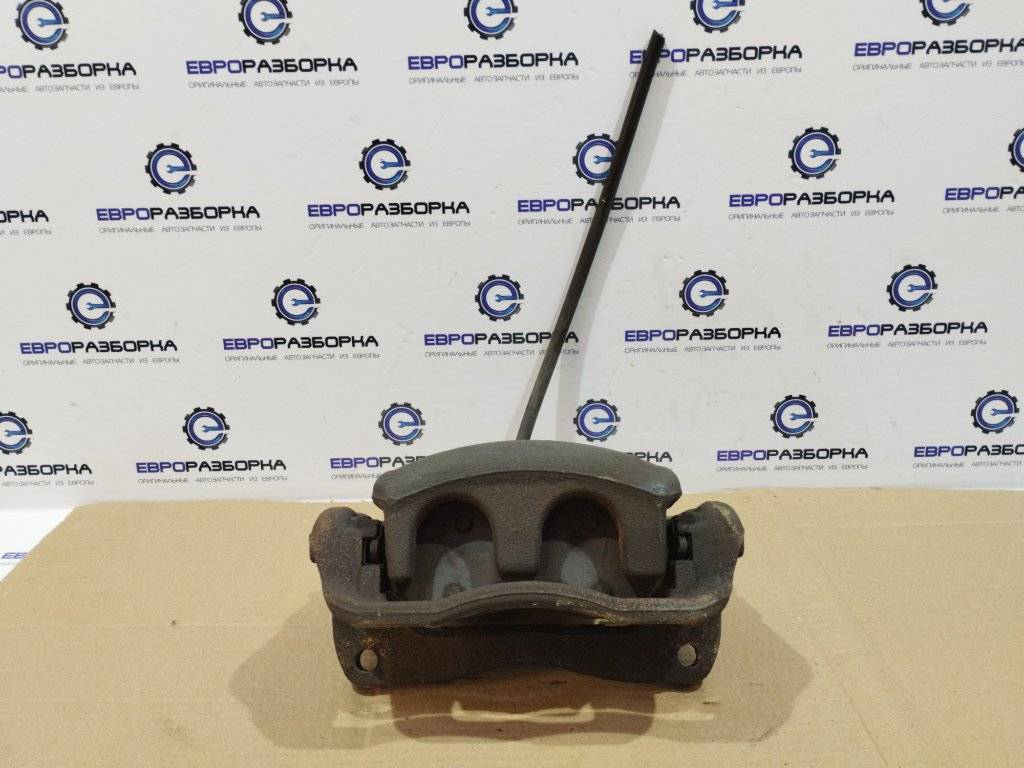 суппорт передний левый Mercedes-Benz X-Класс 1 поколение 2018, 2.0 л., дизель, АКПП, черный, полный привод, правый руль, A4704205600, 82240M06, A4704205600 - фото №1